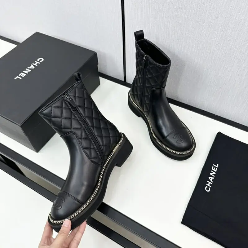 chanel bottes pour femme s_12323bb3